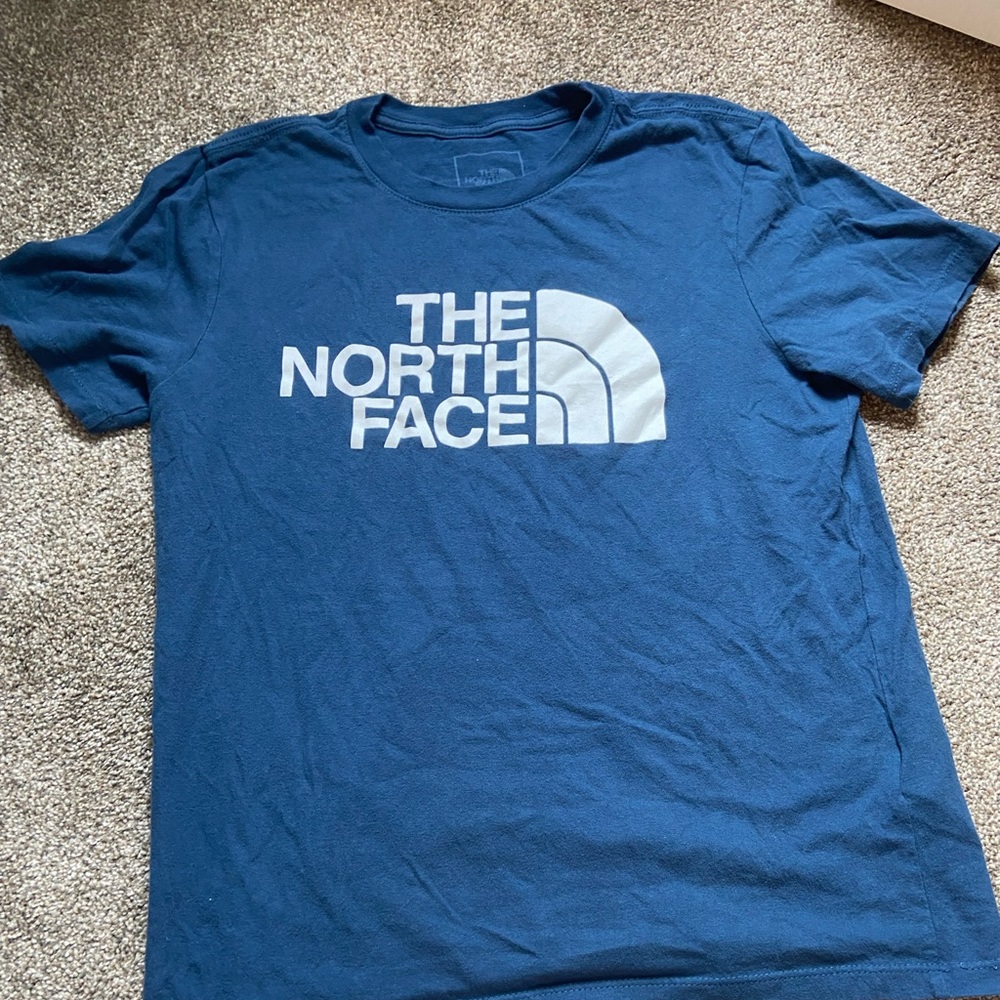 Navy blue north face t shirt